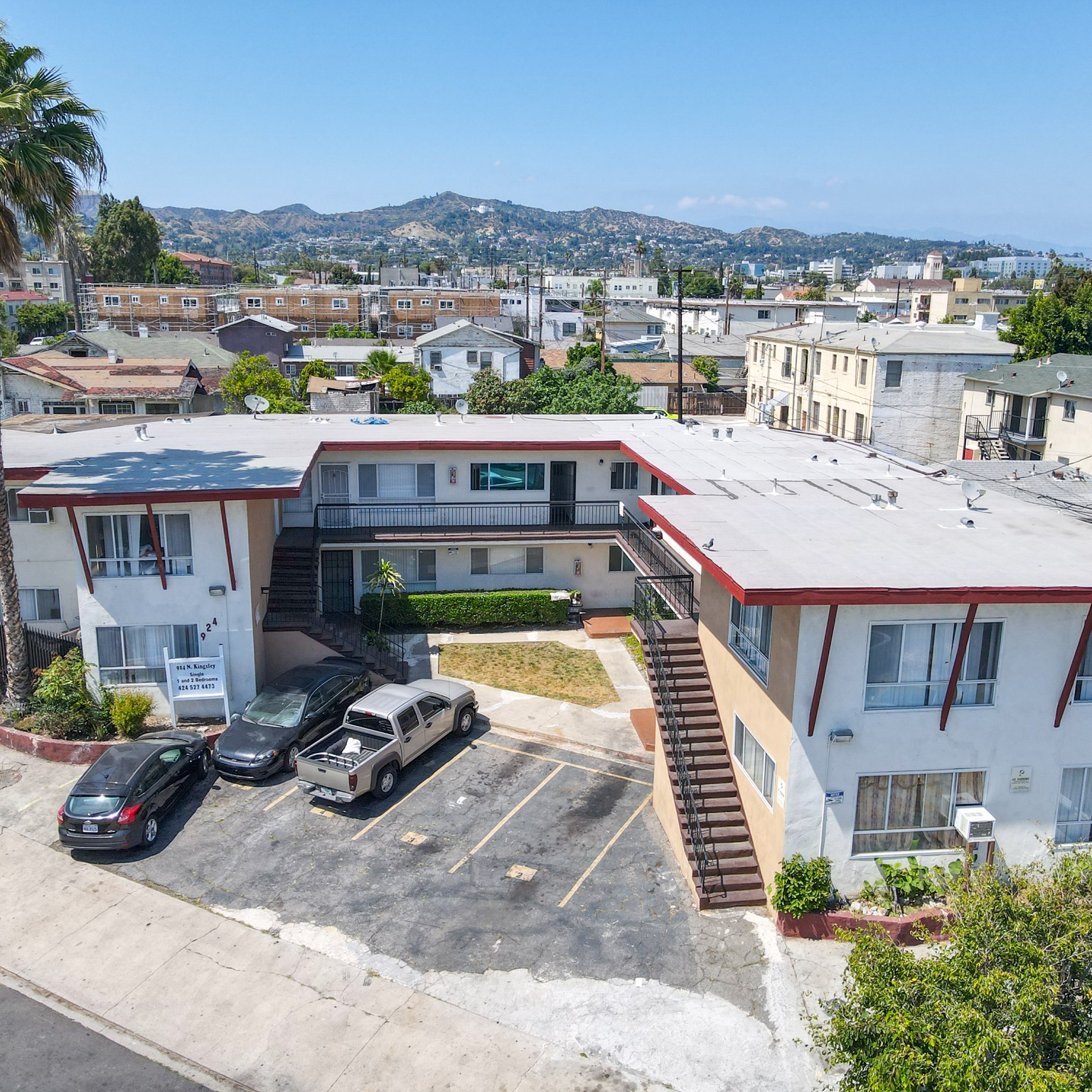 924 Kingsley, Los Angeles, CA 90029 — building exterior