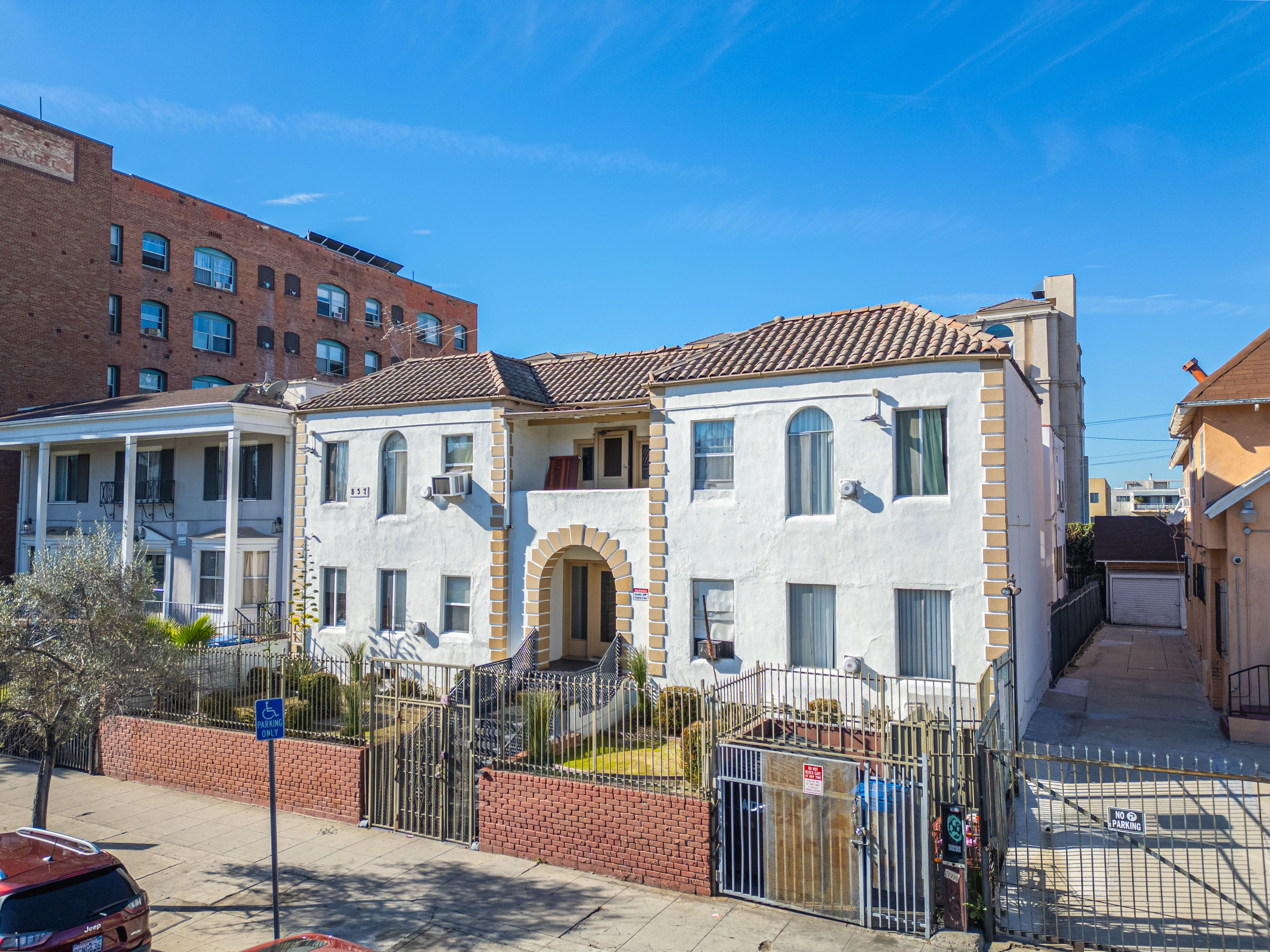 837 S. Normandie Ave
